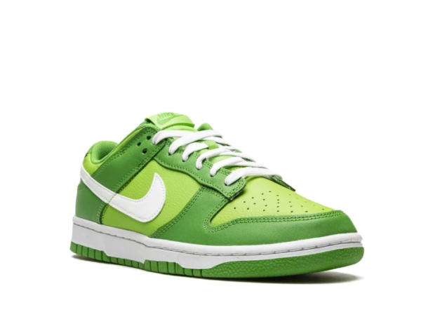 Dunk Low Retro "Chlorophyll" - Image 2